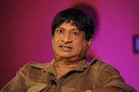 Baadshah New Working Stills